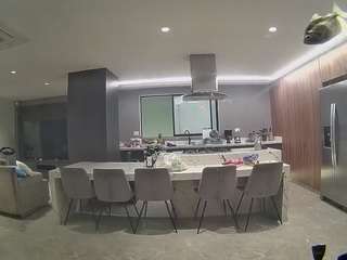 voyeurcam-casa-salsa-fishtank