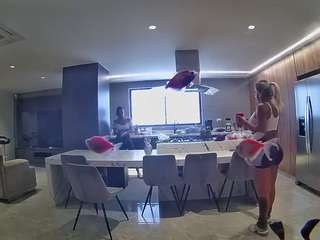 voyeurcam-casa-salsa-fishtank