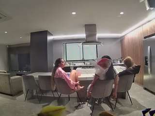 voyeurcam-casa-salsa-fishtank
