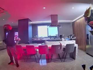 voyeurcam-casa-salsa-fishtank