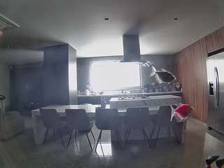 voyeurcam-casa-salsa-fishtank