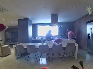 voyeurcam-casa-salsa-fishtank camsoda