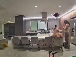 voyeurcam-casa-salsa-fishtank