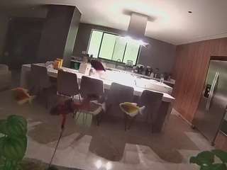 voyeurcam-casa-salsa-fishtank