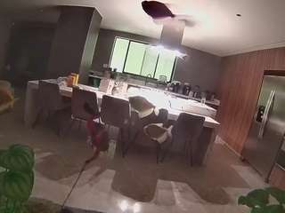 voyeurcam-casa-salsa-fishtank