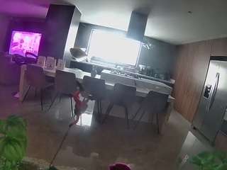 voyeurcam-casa-salsa-fishtank