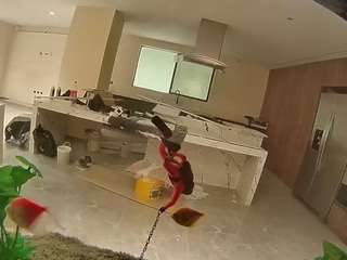 voyeurcam-casa-salsa-fishtank
