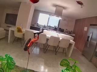 voyeurcam-casa-salsa-fishtank
