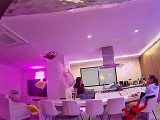 voyeurcam-casa-salsa-fishtank