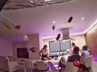 voyeurcam-casa-salsa-fishtank