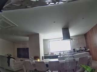 voyeurcam-casa-salsa-fishtank