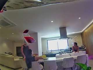 voyeurcam-casa-salsa-fishtank