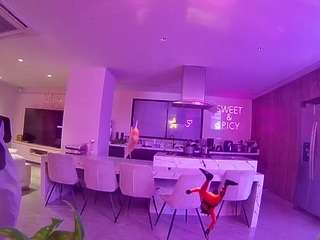 voyeurcam-casa-salsa-fishtank