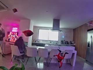 voyeurcam-casa-salsa-fishtank