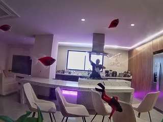 This model is live right now. voyeurcam-casa-salsa-fishtank