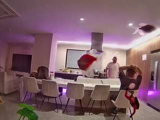 voyeurcam-casa-salsa-fishtank