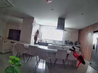 voyeurcam-casa-salsa-fishtank