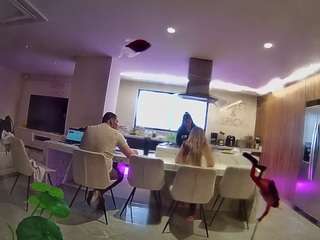 voyeurcam-casa-salsa-fishtank