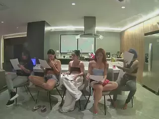 voyeurcam-casa-salsa-fishtank's Live Sex Cam Show