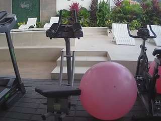 Voyeurcam-casa-salsa-gym-bike