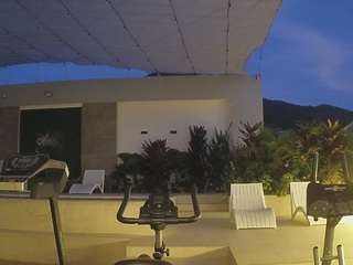 voyeurcam-casa-salsa-gym-bike