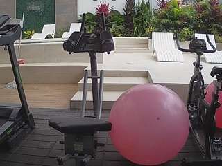 Cunninlingus camsoda voyeurcam-casa-salsa-gym-bike