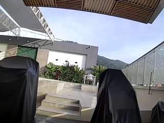 voyeurcam-casa-salsa-gym-bike