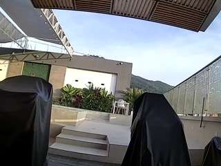voyeurcam-casa-salsa-gym-bike