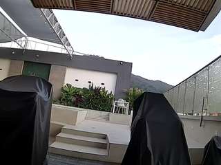 voyeurcam-casa-salsa-gym-bike