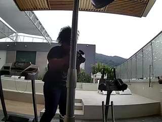 voyeurcam-casa-salsa-gym-bike