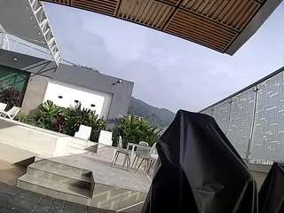 voyeurcam-casa-salsa-gym-bike