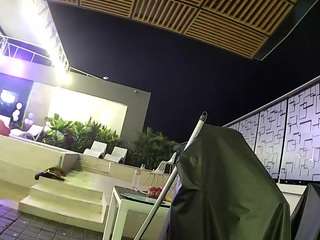 Hd, Young Adult, Yoga, Voyeur, Camiqa – Free Live Video Chat with Strangers Online