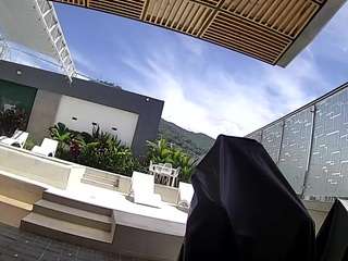 voyeurcam-casa-salsa-gym-bike