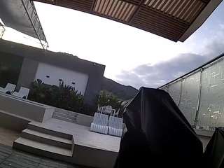 voyeurcam-casa-salsa-gym-bike