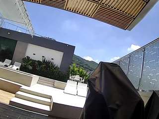 voyeurcam-casa-salsa-gym-bike