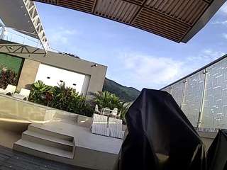voyeurcam-casa-salsa-gym-bike