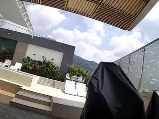 voyeurcam-casa-salsa-gym-bike