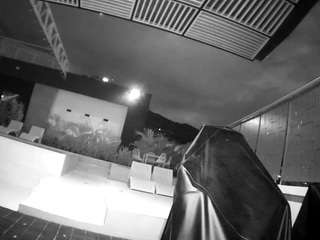 voyeurcam-casa-salsa-gym-bike