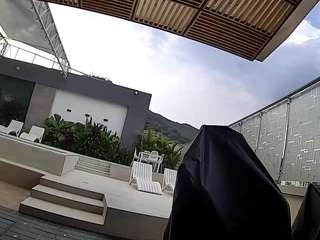 voyeurcam-casa-salsa-gym-bike