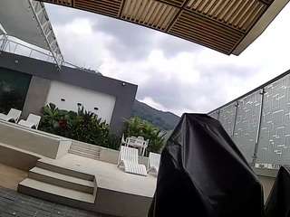 voyeurcam-casa-salsa-gym-bike