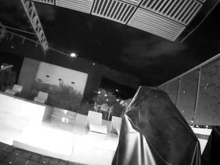 voyeurcam-casa-salsa-gym-bike