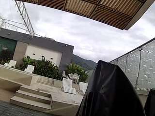 voyeurcam-casa-salsa-gym-bike