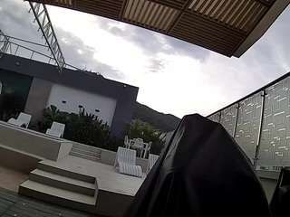 voyeurcam-casa-salsa-gym-bike