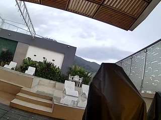 voyeurcam-casa-salsa-gym-bike