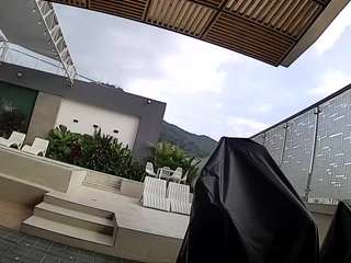 voyeurcam-casa-salsa-gym-bike