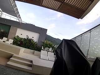 voyeurcam-casa-salsa-gym-bike