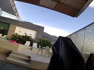 voyeurcam-casa-salsa-gym-bike