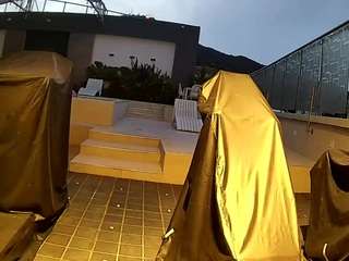 voyeurcam-casa-salsa-gym-bike