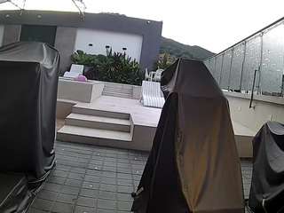 voyeurcam-casa-salsa-gym-bike