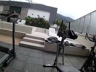 voyeurcam-casa-salsa-gym-bike